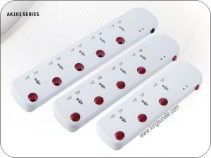 Presa d'extensió amb ús domèstic protegit contra sobretensions de llum indicadora